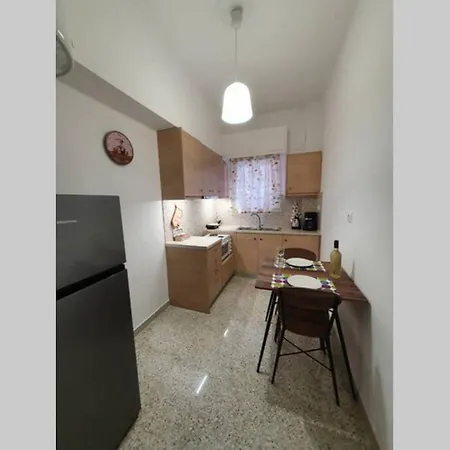 Greek Hospitality In A Modern Apartment Athens Exterior photo