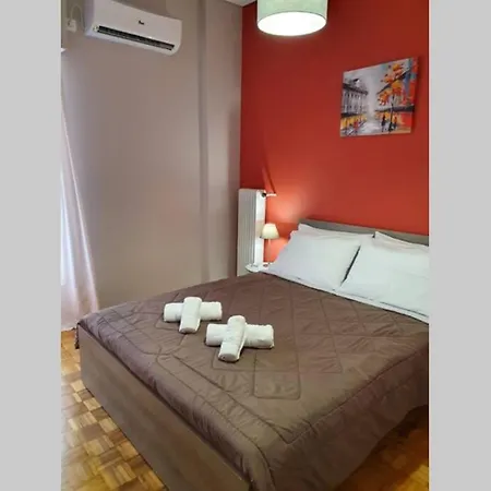Greek Hospitality In A Modern Apartment Athens Exterior photo