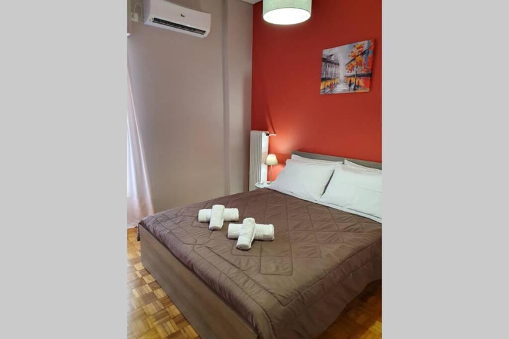 Greek Hospitality In A Modern Athens